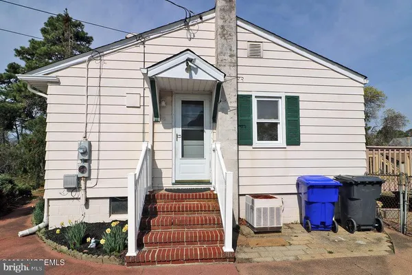 $395,000 | 794 Burnt Tavern Road, Brick, NJ 08724