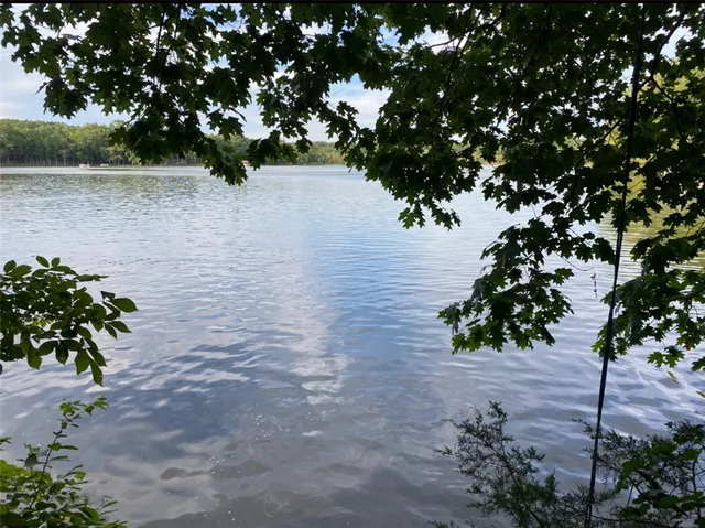 $72,900 | 333 Terrapin Pointe Road, Unit POINTE, Hodges, SC 29653