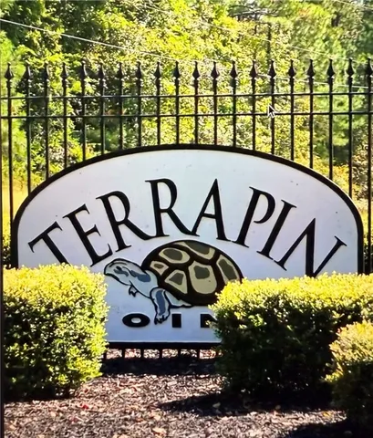 $69,900 | 333 Terrapin Pointe Road, Unit POINTE, Hodges, SC 29653