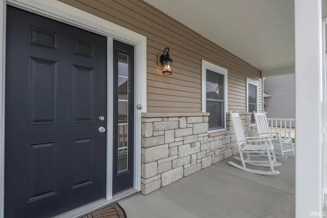 $480,000 | 2870 East Creeks Edge Drive, Bloomington, IN 47401