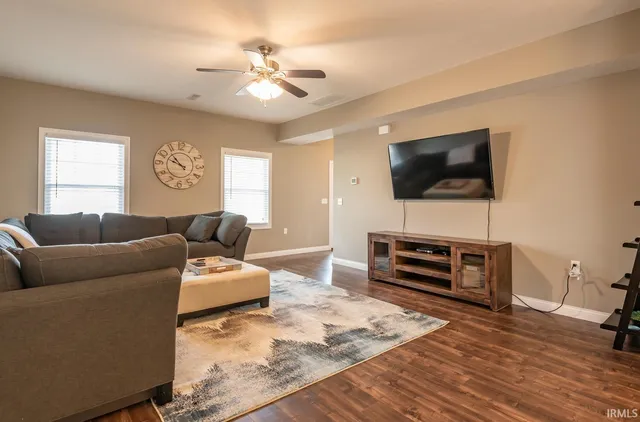 $480,000 | 2870 East Creeks Edge Drive, Bloomington, IN 47401