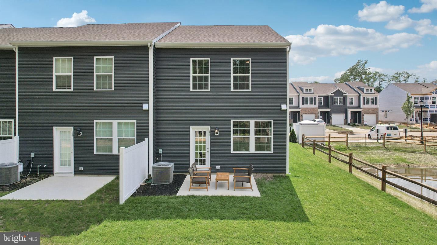 3 Whaler Drive Runnemede, NJ 08078 - Photo 45 of 48 a front view of house with yard