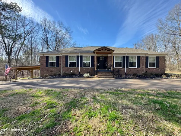 $489,900 | 809 Green Acres Drive, Hernando, MS 38632