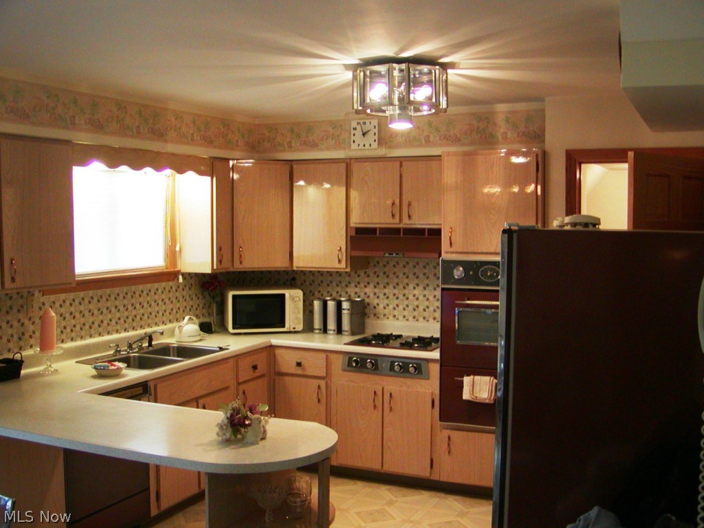 4196 East Boston Road Brecksville, OH 44141 - Photo 8 of 13