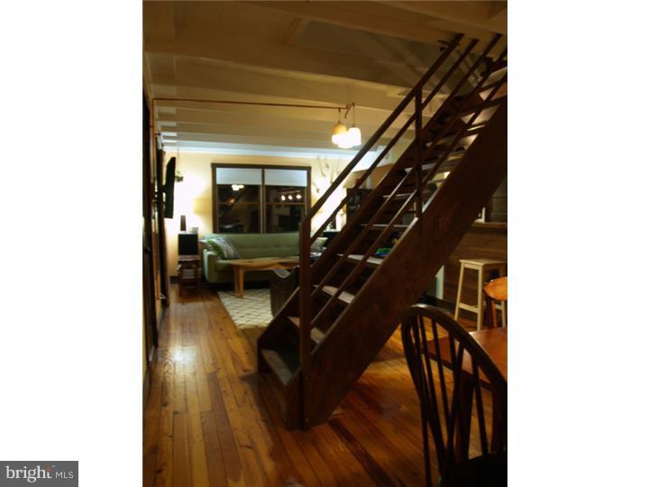 160 Tylers Lake Road Sewell, NJ 08080 - Photo 3 of 16 Living Room