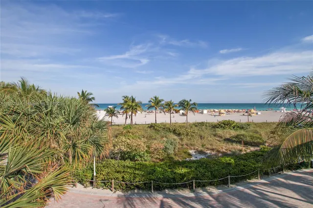 $4,000 | 100 Lincoln Road, Unit 940, Miami Beach, FL 33139