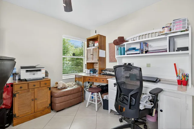 $3,000 | 6877 3rd Street, Jupiter, FL 33458