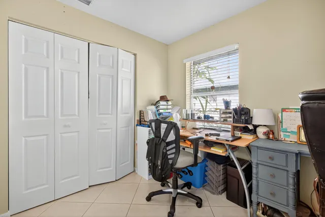 $3,000 | 6877 3rd Street, Jupiter, FL 33458