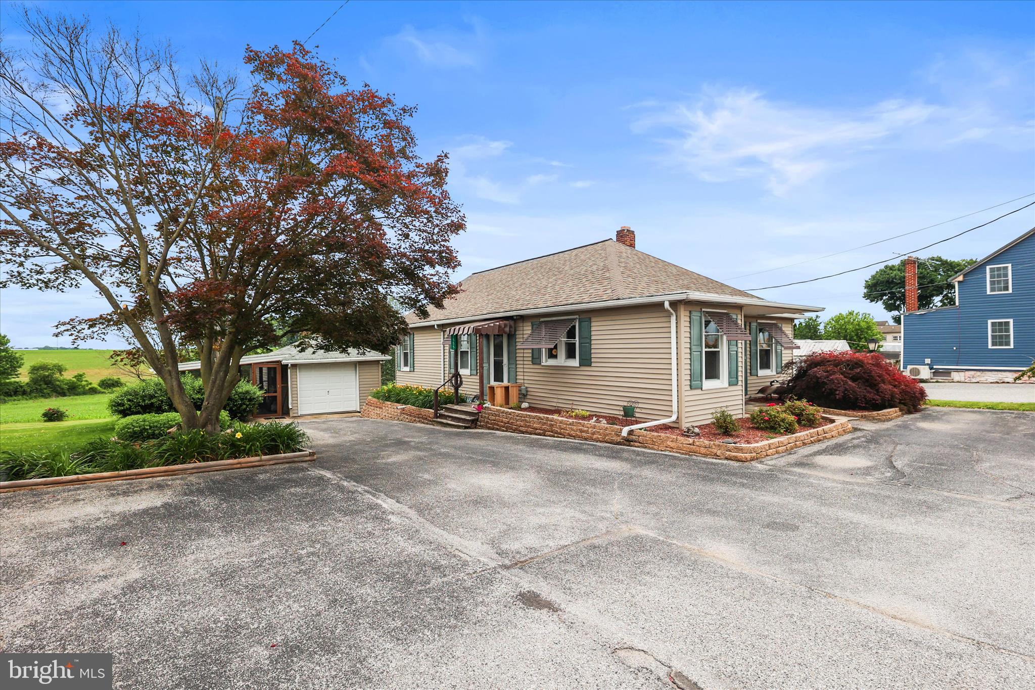 1555 Delta Road Red Lion, PA 17356 - Photo 4 of 43