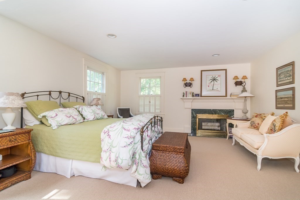 119 Conant Road Weston, MA 02493 - Photo 13 of 29