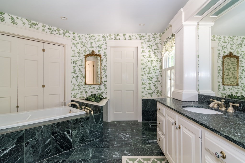 119 Conant Road Weston, MA 02493 - Photo 15 of 29