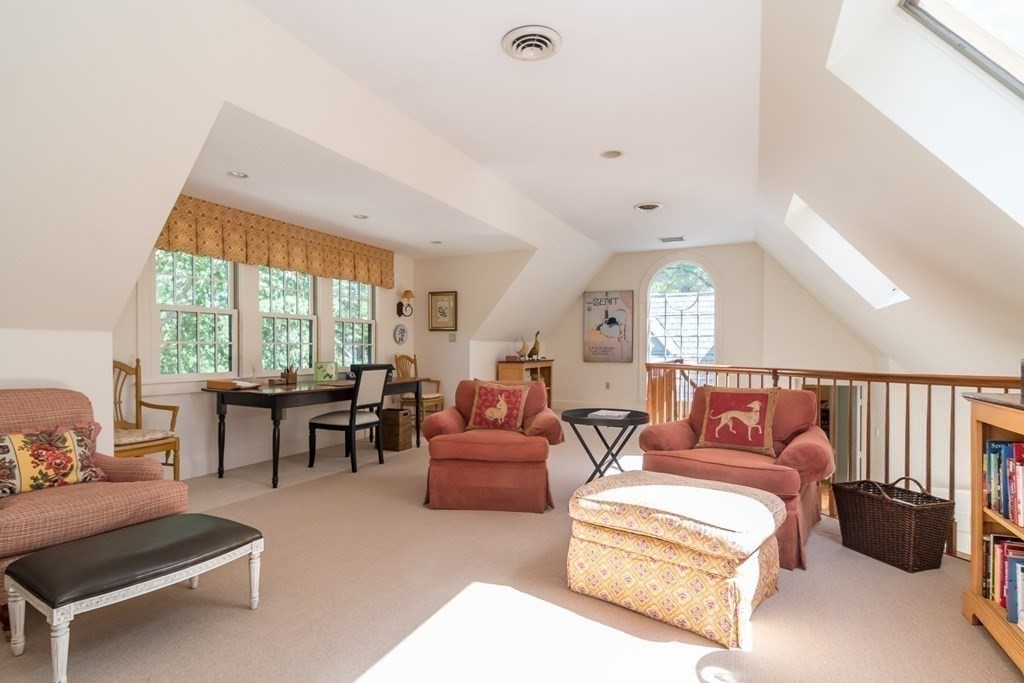 119 Conant Road Weston, MA 02493 - Photo 18 of 29