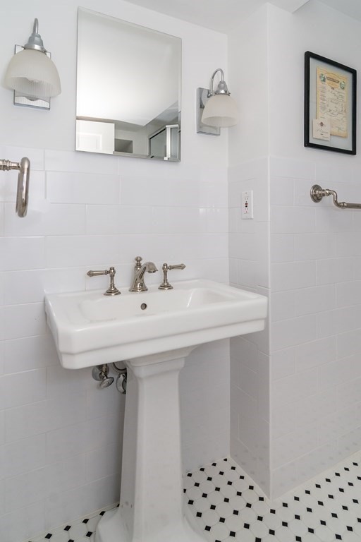 119 Conant Road Weston, MA 02493 - Photo 22 of 29