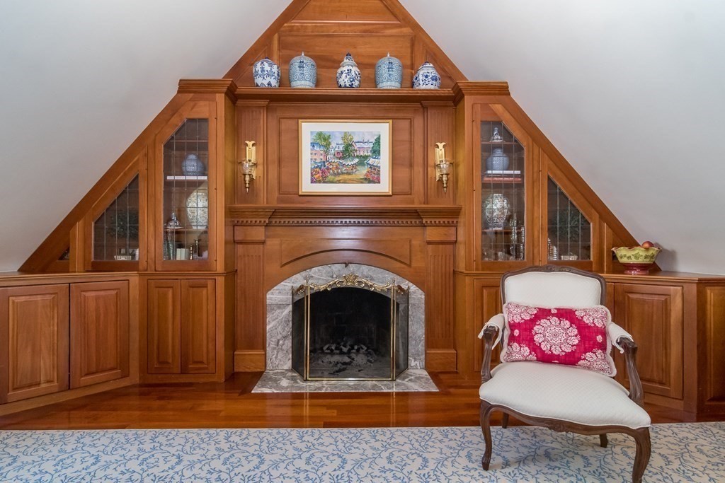 119 Conant Road Weston, MA 02493 - Photo 8 of 29