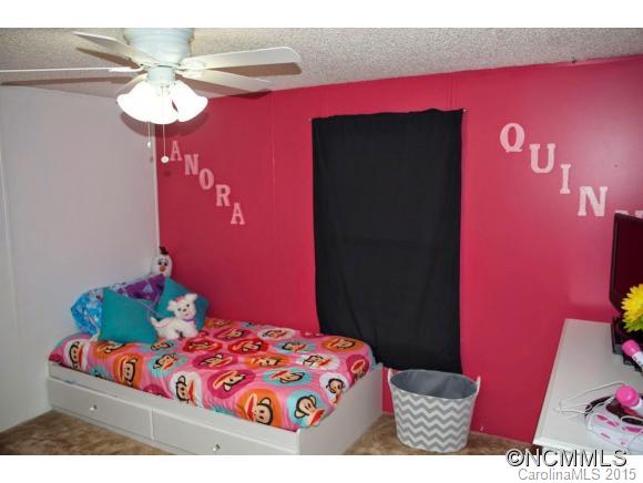 1522 Jackson Loop Road Flat Rock, NC 28731 - Photo 14 of 21 Gallery Image 14