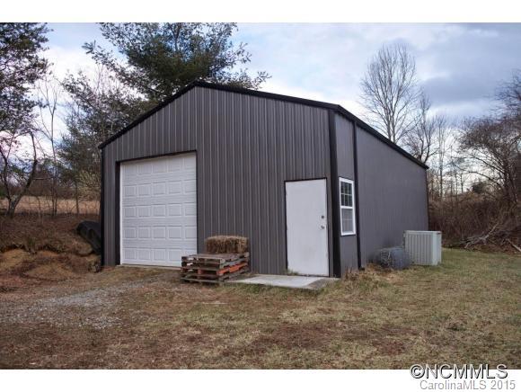 1522 Jackson Loop Road Flat Rock, NC 28731 - Photo 19 of 21 Gallery Image 19