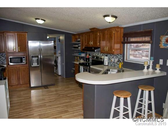 1522 Jackson Loop Road Flat Rock, NC 28731 - Photo 8 of 21 Gallery Image 8