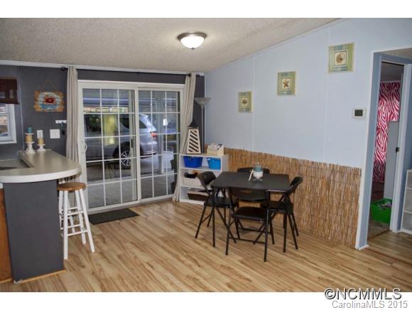 1522 Jackson Loop Road Flat Rock, NC 28731 - Photo 10 of 21 Gallery Image 10