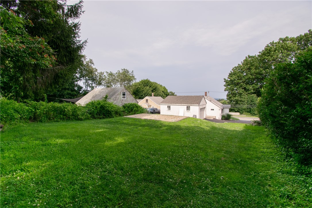 1860 East Main Road Portsmouth, RI 02871 - Photo 27 of 29 The yard is rectangular with 63ft frontage, about 180 ft long and 15,913 total sqft. ( approx.)