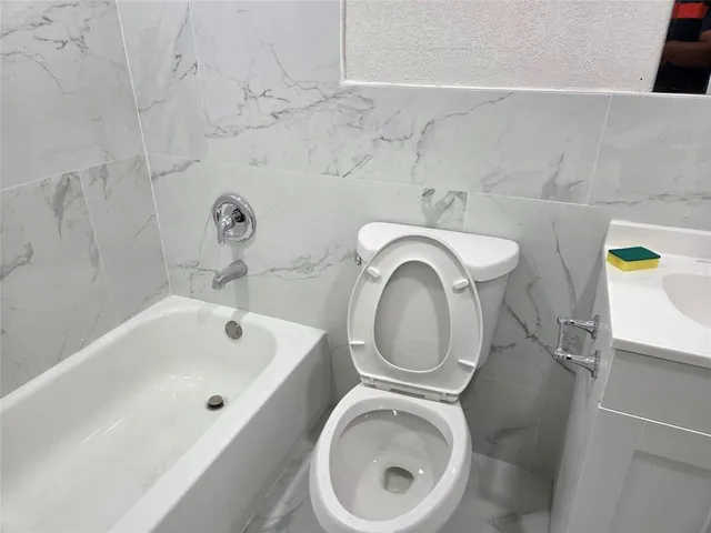 $570,000 | 405 Southwest 79th Terrace, North Lauderdale, FL 33068