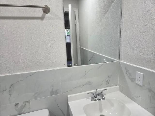 $570,000 | 405 Southwest 79th Terrace, North Lauderdale, FL 33068