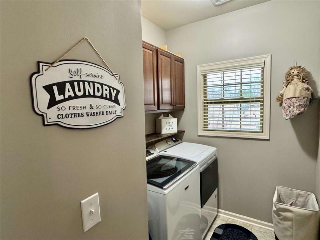 107 Feather Lane Jackson, GA 30233 - Photo 27 of 30 a view of kitchen and window