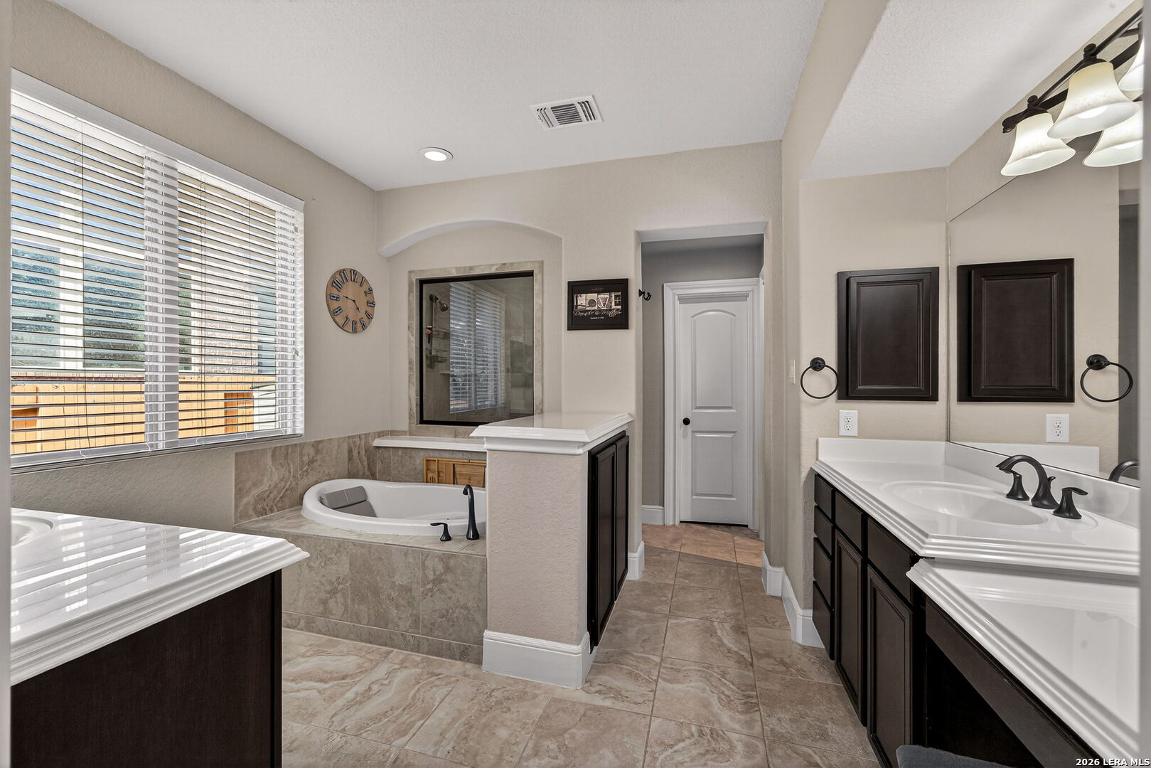 25815 Raven Ridge San Antonio, TX 78255 - Photo 21 of 39