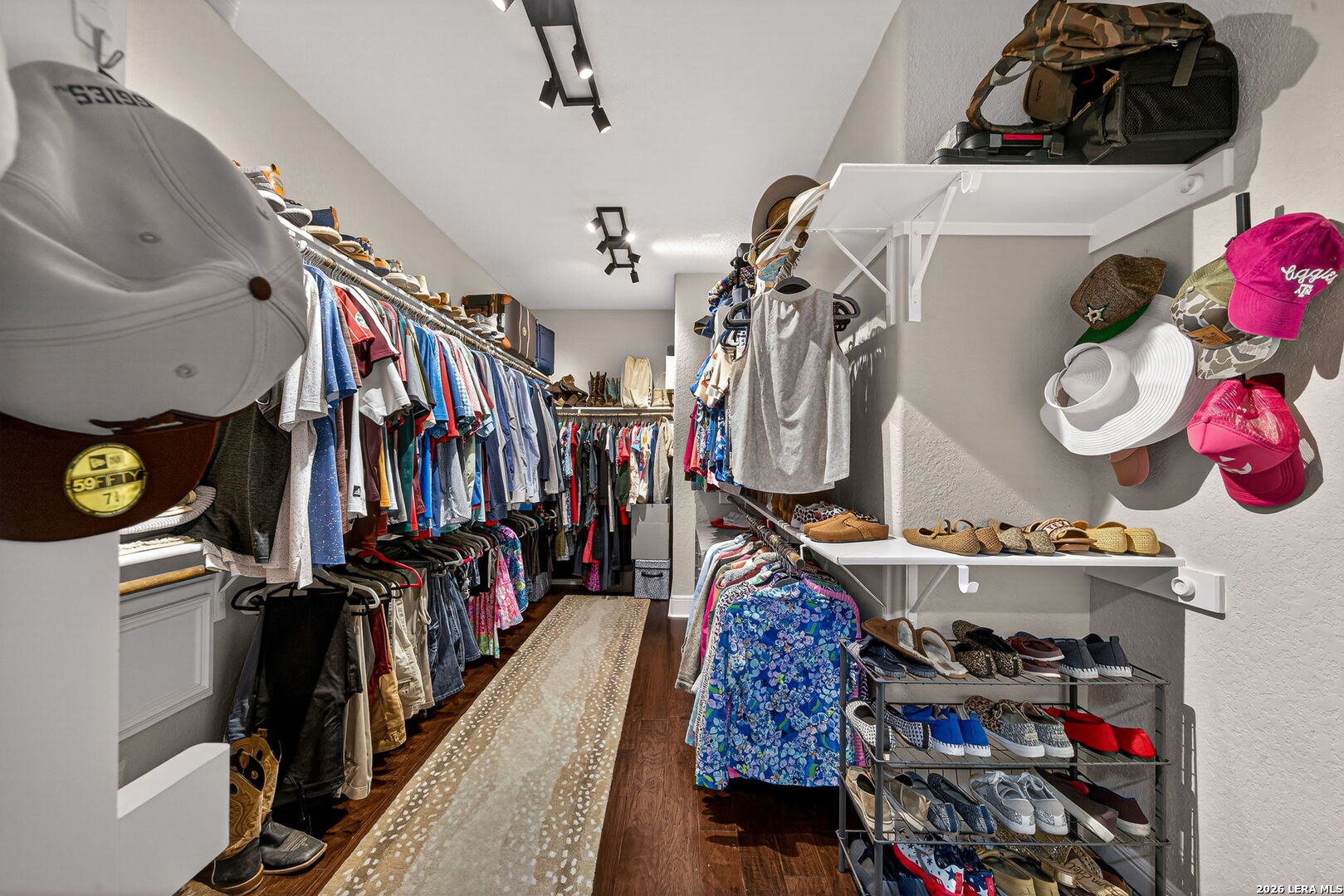 25815 Raven Ridge San Antonio, TX 78255 - Photo 23 of 39