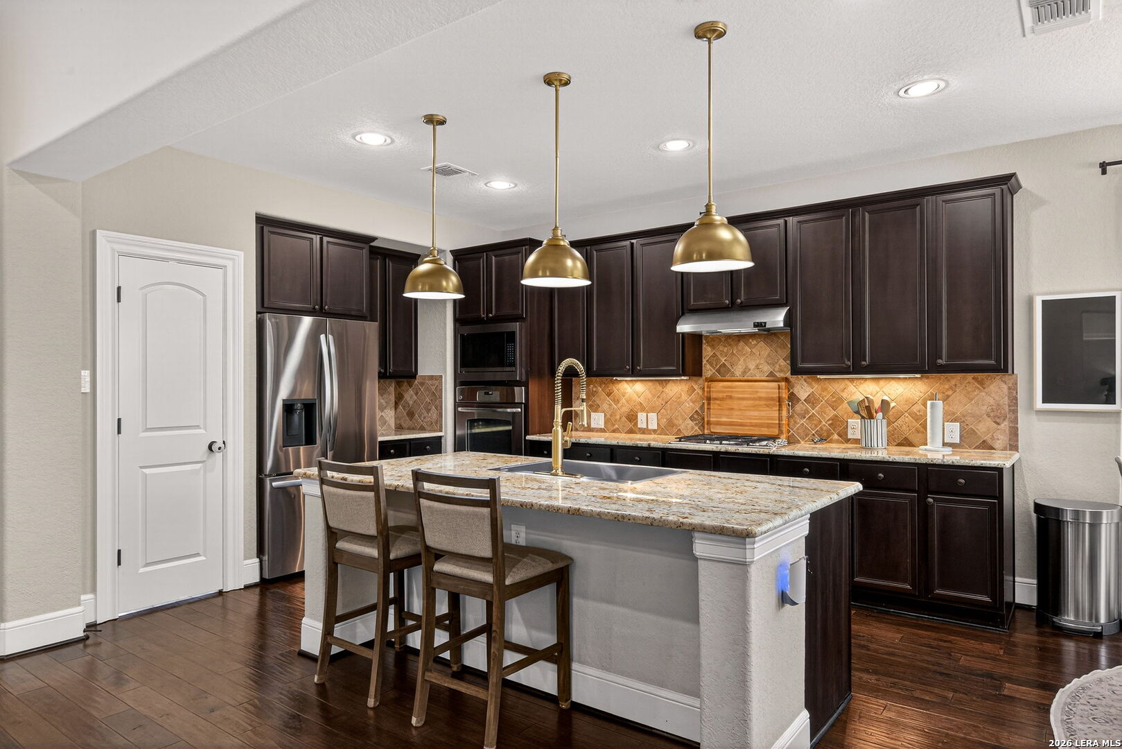 25815 Raven Ridge San Antonio, TX 78255 - Photo 10 of 39