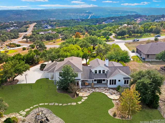 $799,900 | 382 Upland Court, Canyon Lake, TX 78133