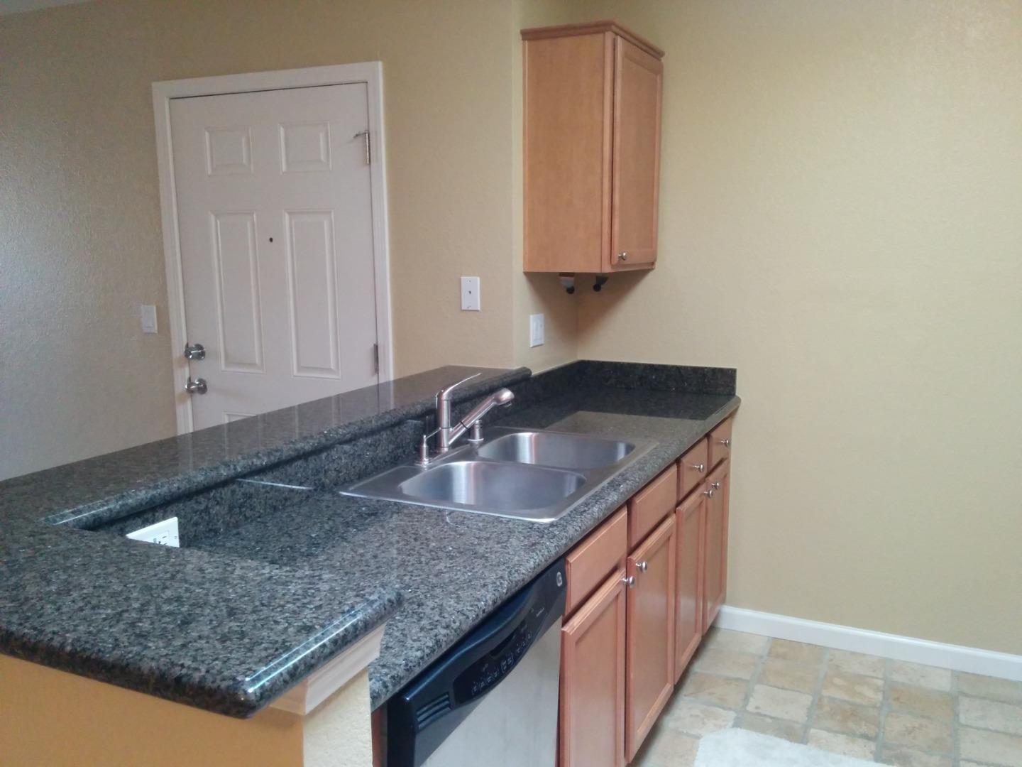 484 Dempsey Road, Unit 284 Milpitas, CA 95035 - Photo 4 of 23 Gallery Image 4