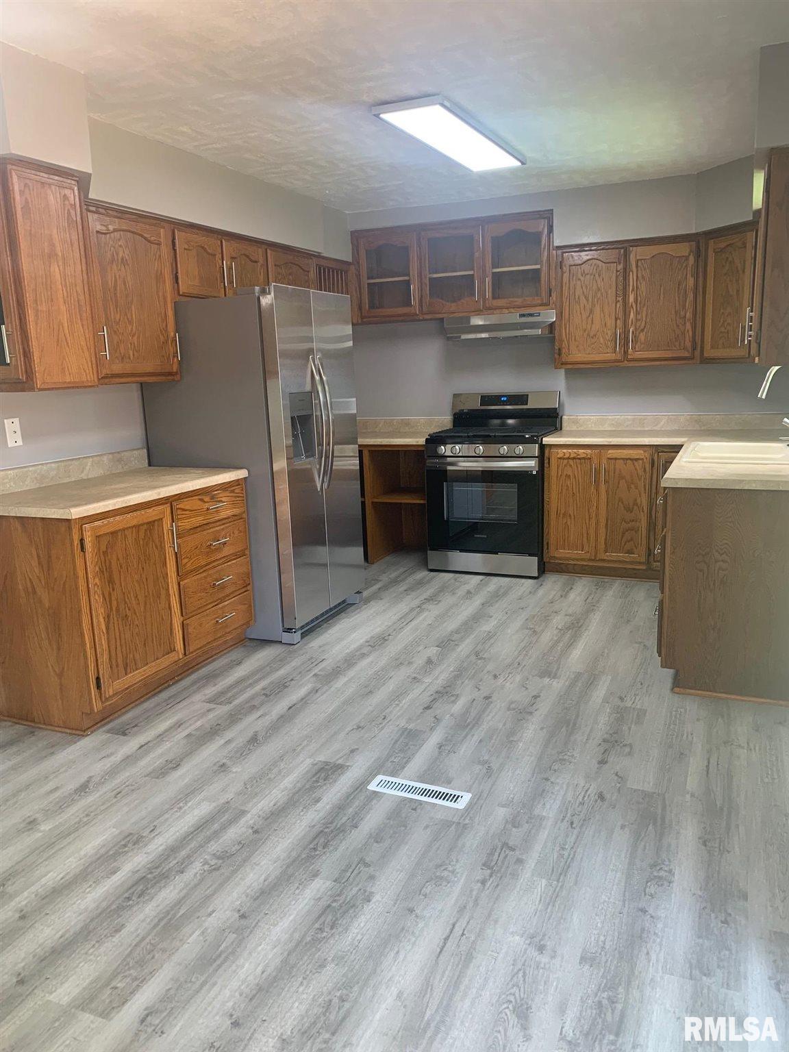 3417 South 2nd Street Springfield, IL 62703 - Photo 5 of 20
