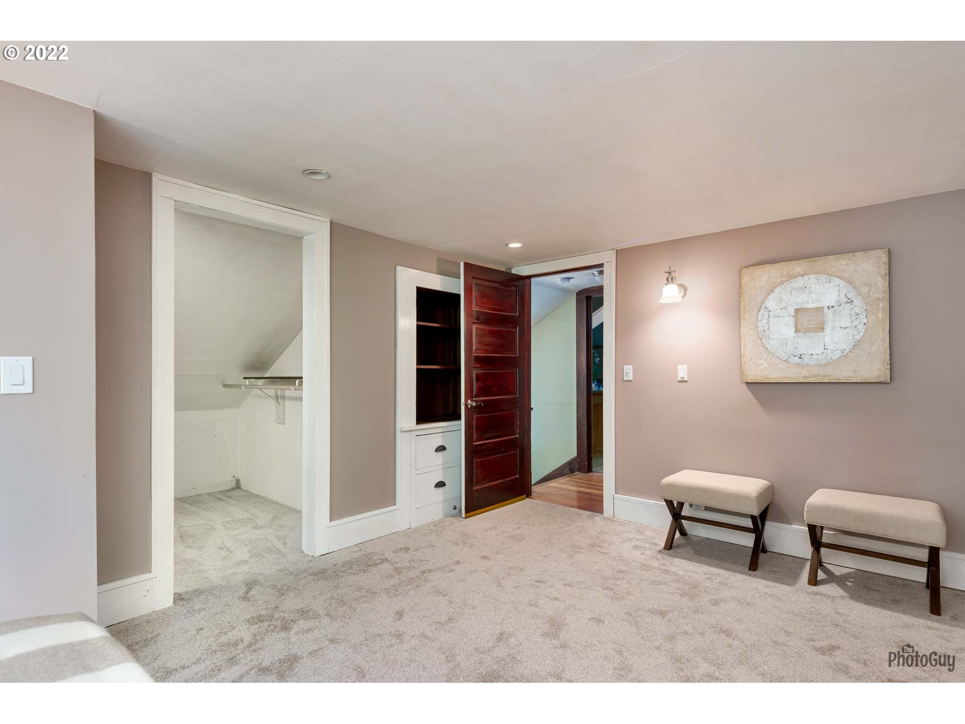 346 D Street Springfield, OR 97477 - Photo 22 of 32 a living room with furniture and a walk in closet