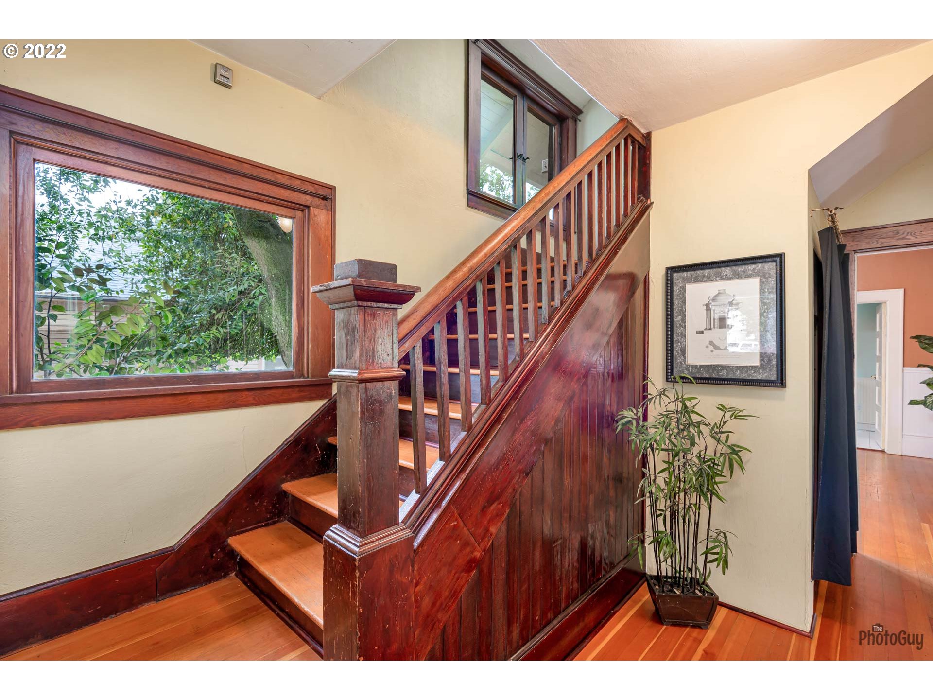 346 D Street Springfield, OR 97477 - Photo 5 of 32 a view of entryway with wooden floor