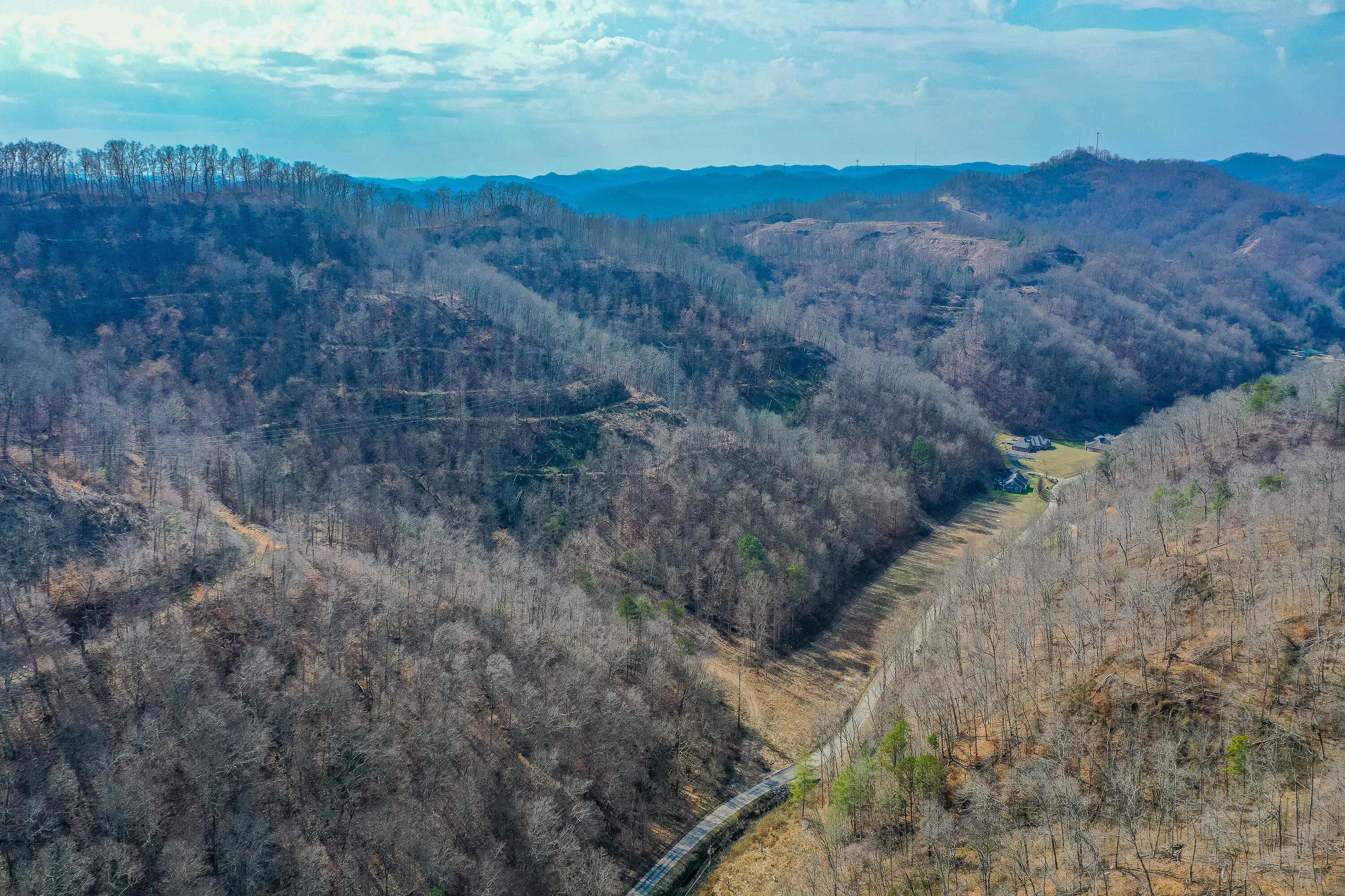 1791 Ratliff Creek Road Pikeville, KY 41501 - Photo 8 of 11 1-20
