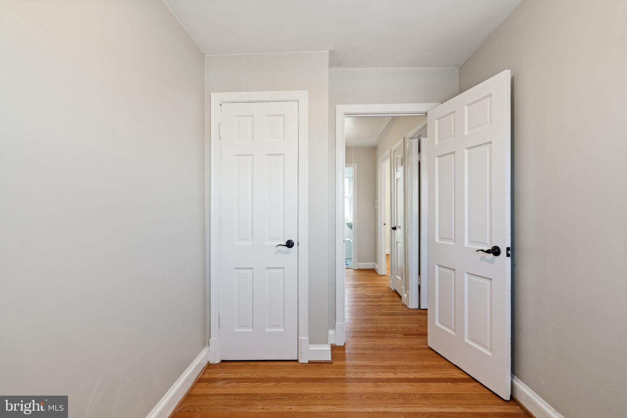 204 South Courthouse Road Arlington, VA 22204 - Photo 26 of 49 a view of a hallway with wooden floor