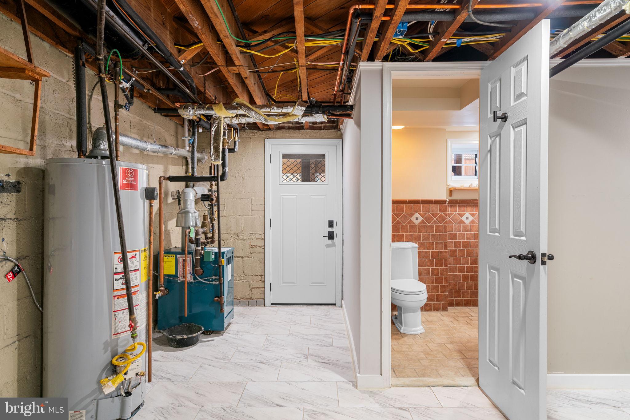 204 South Courthouse Road Arlington, VA 22204 - Photo 35 of 49