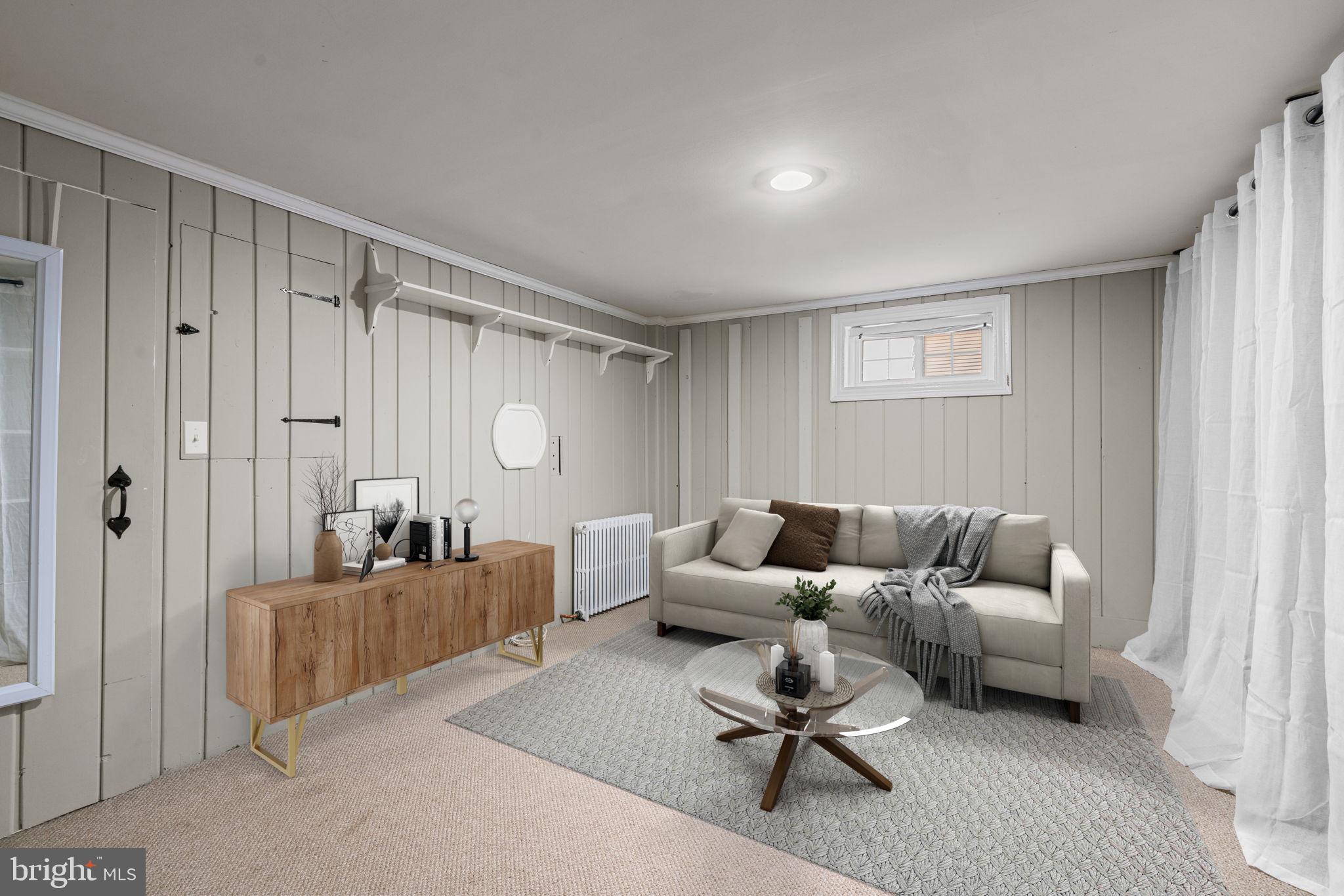 204 South Courthouse Road Arlington, VA 22204 - Photo 7 of 49 a living room with furniture