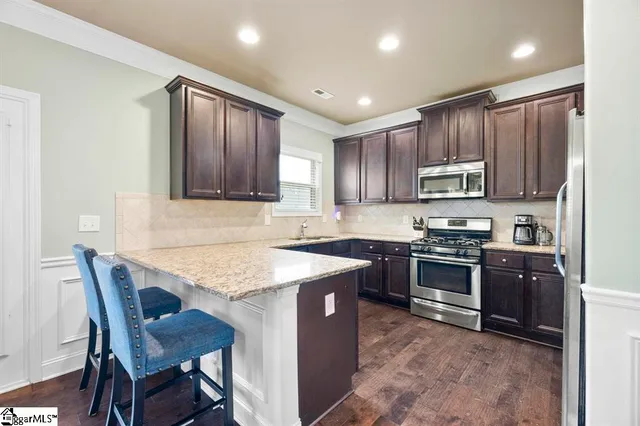 $415,000 | 415 Bridge Crossing Drive, Simpsonville, SC 29681