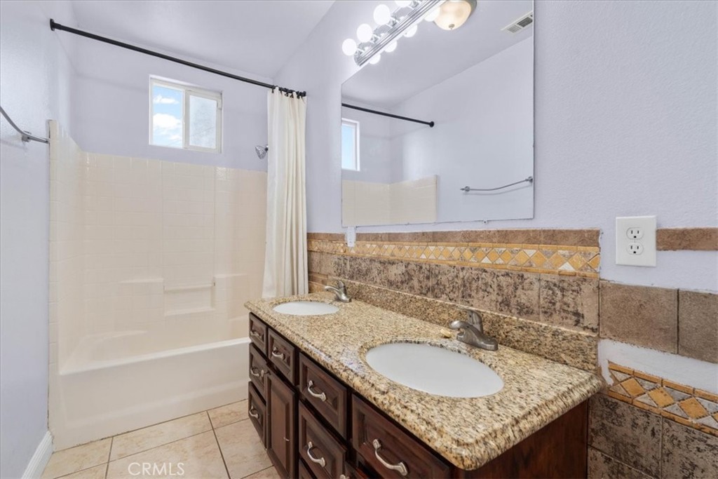 15833 Sago Road Apple Valley, CA 92307 - Photo 19 of 31