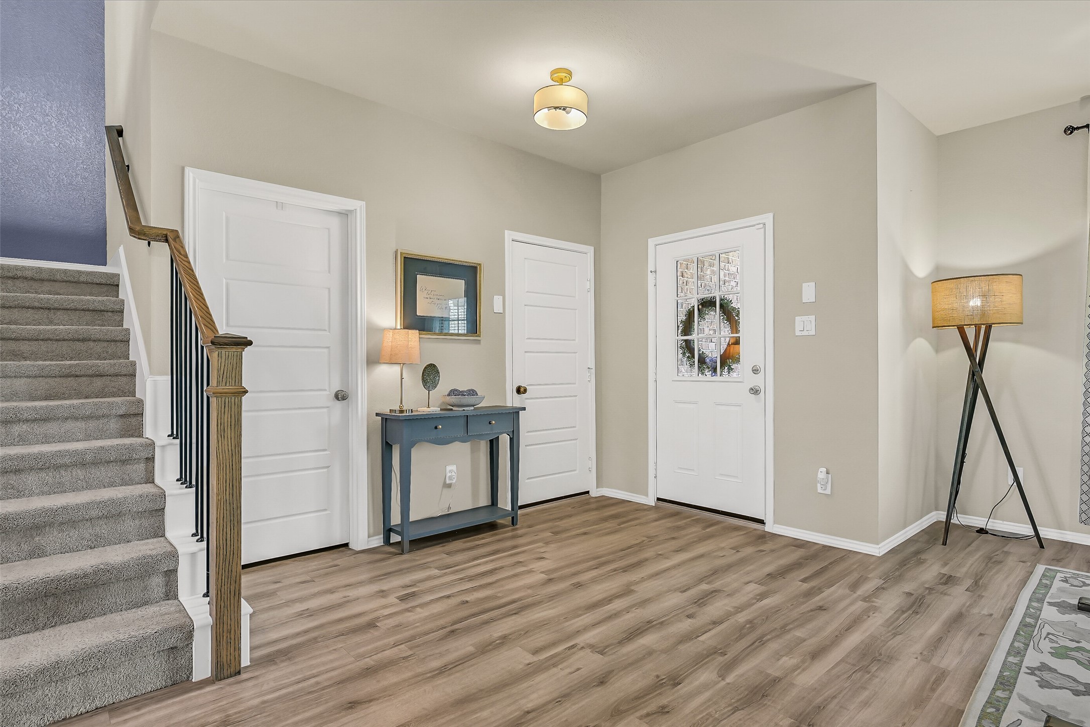13711 Saxon Cliff Lane Rosharon, TX 77583 - Photo 4 of 30