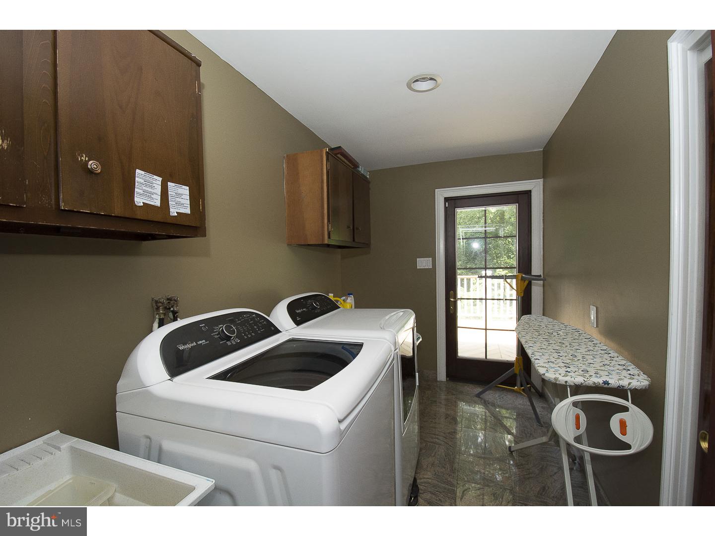1450 Flat Rock Road Penn Valley, PA 19072 - Photo 9 of 24 Gallery Image 9