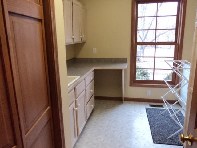 8375 South Strain Ridge Road Bloomington, IN 47401 - Photo 22 of 29 Gallery Image 22
