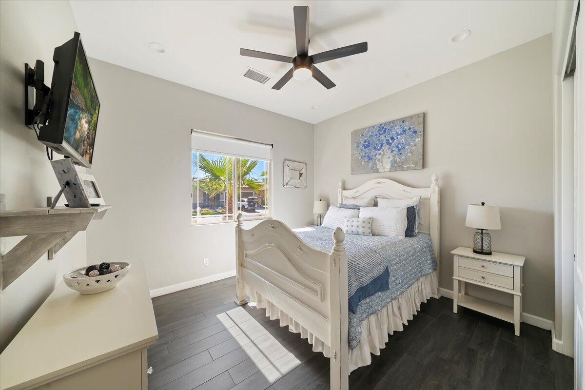 66 Cabernet Rancho Mirage, CA 92270 - Photo 13 of 32 13-Bedroom 1