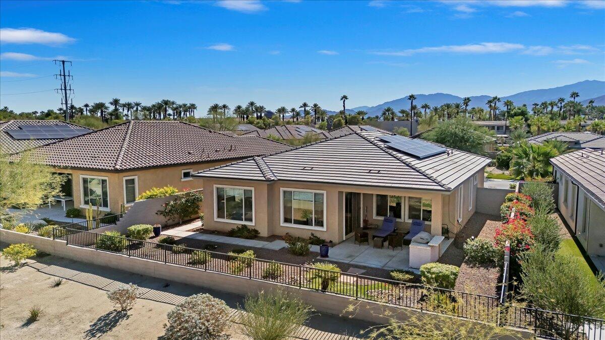66 Cabernet Rancho Mirage, CA 92270 - Photo 3 of 32 33-Aerial Back
