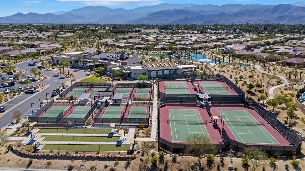 66 Cabernet Rancho Mirage, CA 92270 - Photo 32 of 32 46-Tennis_ Pickleball Courts