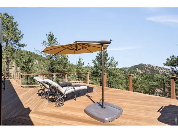 a house view with a outdoor space
