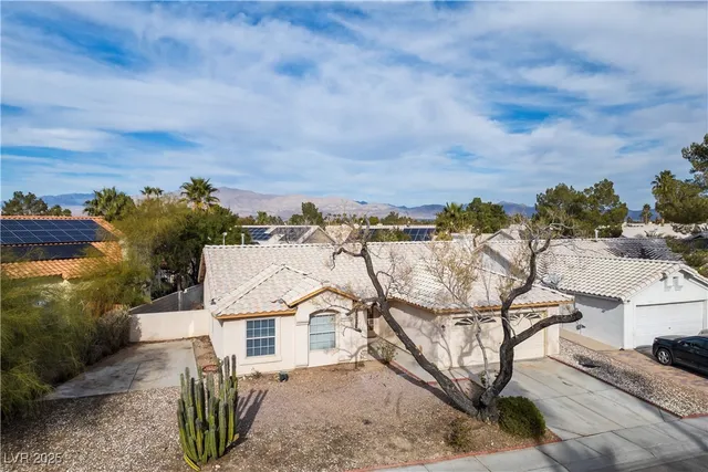 $1,900 | 4408 Rippling Brook Drive, North Las Vegas, NV 89032