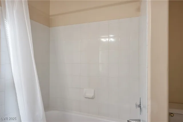 $1,900 | 4408 Rippling Brook Drive, North Las Vegas, NV 89032