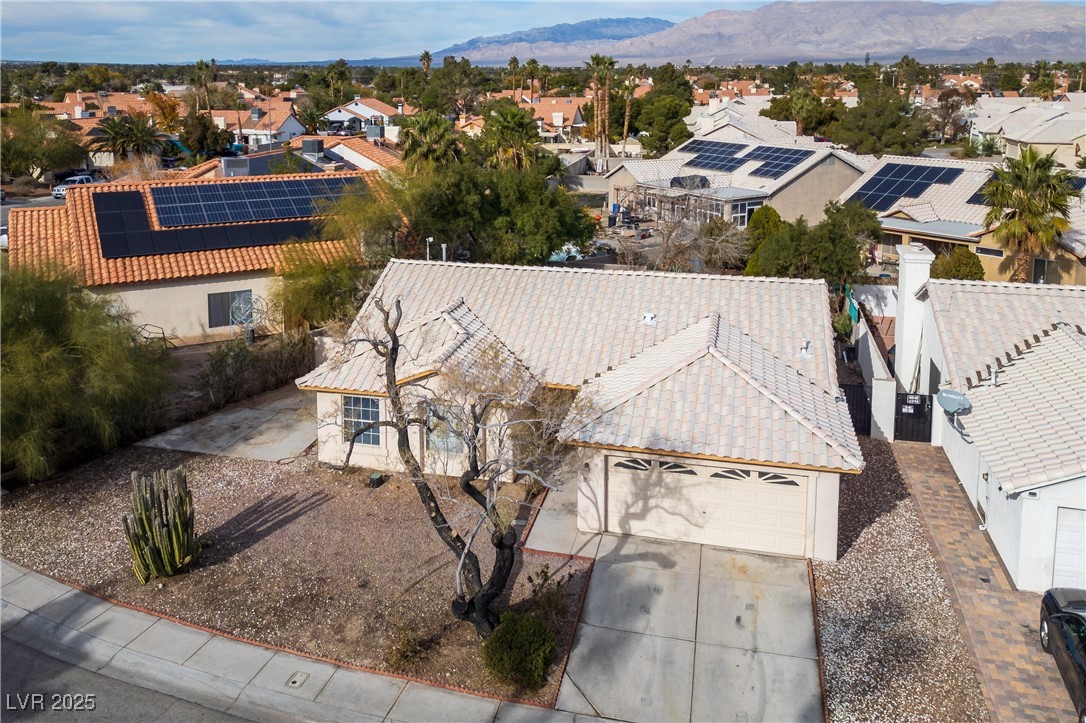 4408 Rippling Brook Drive North Las Vegas, NV 89032 - Photo 3 of 34